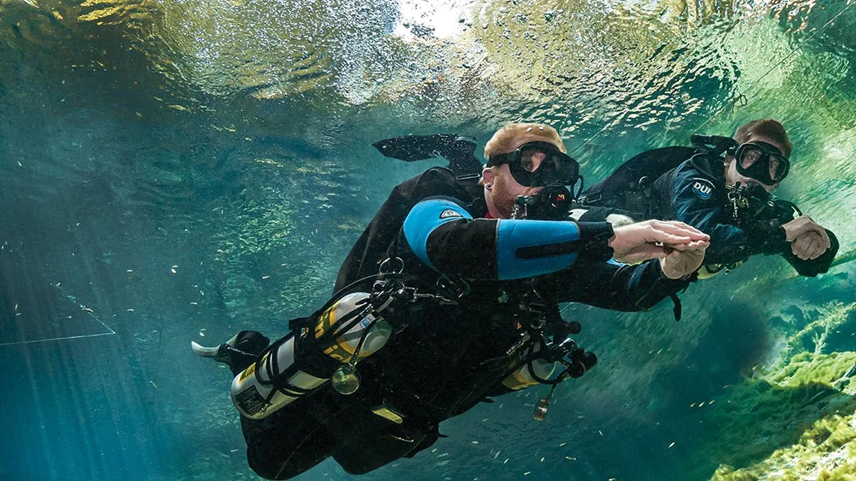 PADI Recreational Sidemount Diver Course in Toronto