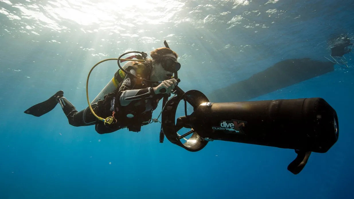 PADI Diver Propulsion Vehicle (DPV) Course in Toronto