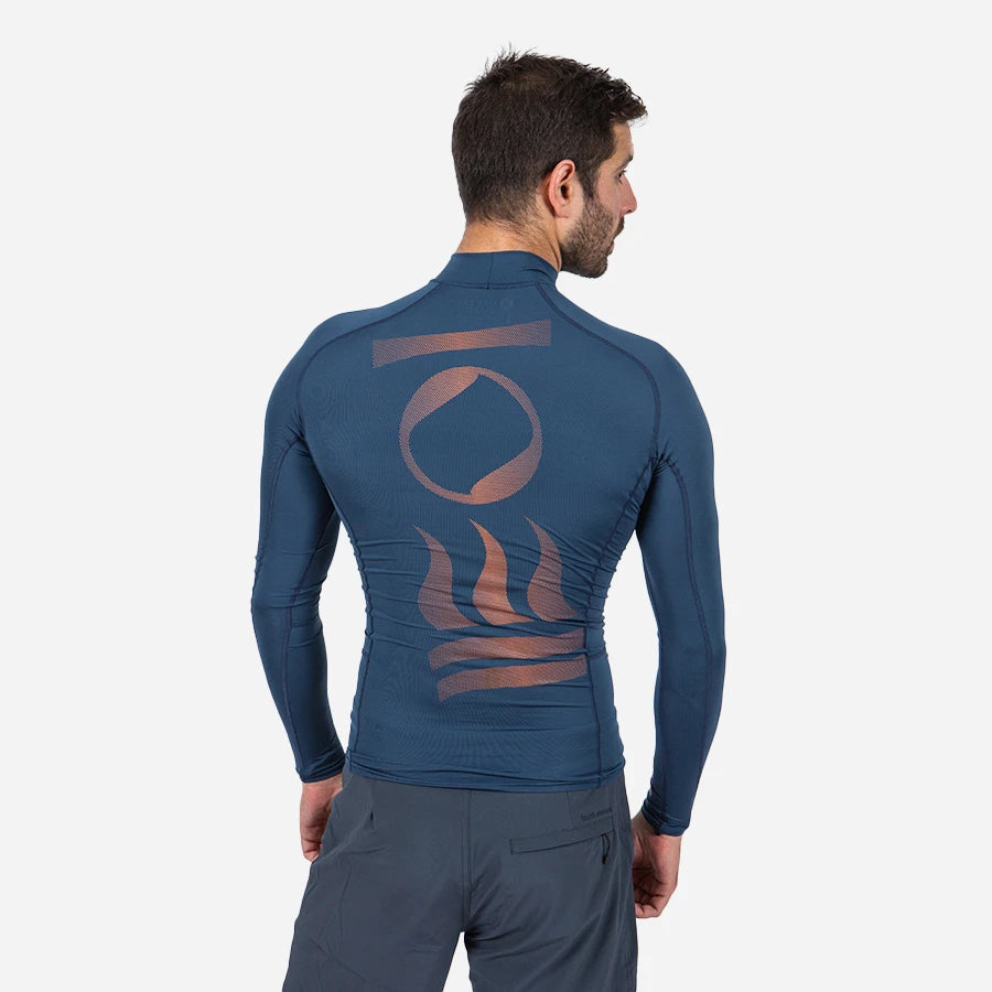 Fourth Element Men's Long Sleeve Hydroskin Medium - Insignia Blue