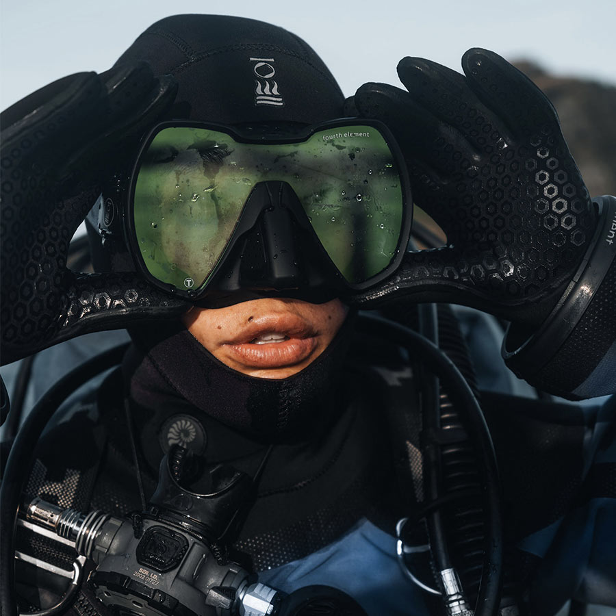 FOURTH ELEMENT SEEKER MASK CONTRAST/BLACK