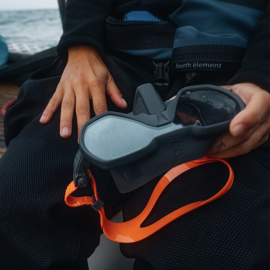 FOURTH ELEMENT SEEKER MASK GRAY/CLARITY