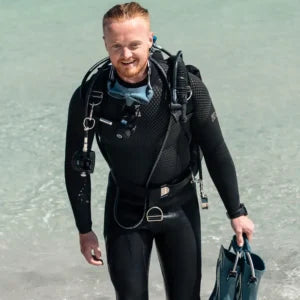 FOURTH ELEMENT MENS XENOS ARC 5MM WETSUIT BLACK SIZE-L